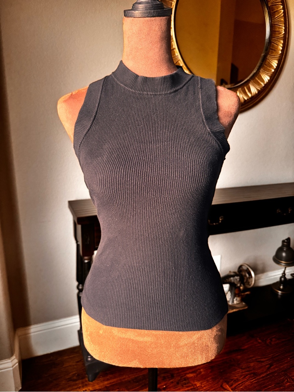 DISSH Black Ribbed High Neck Tank